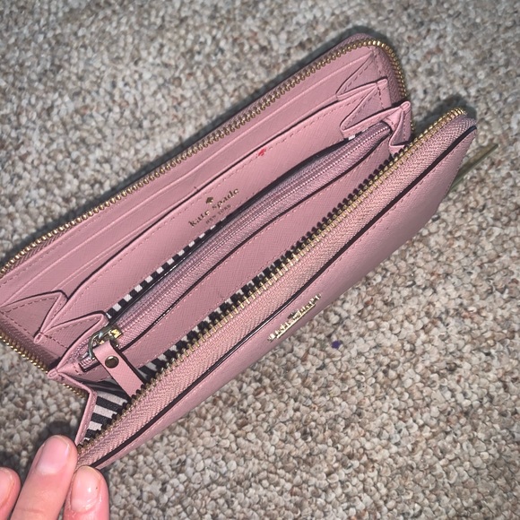 Kate spade wallet - Picture 3 of 3